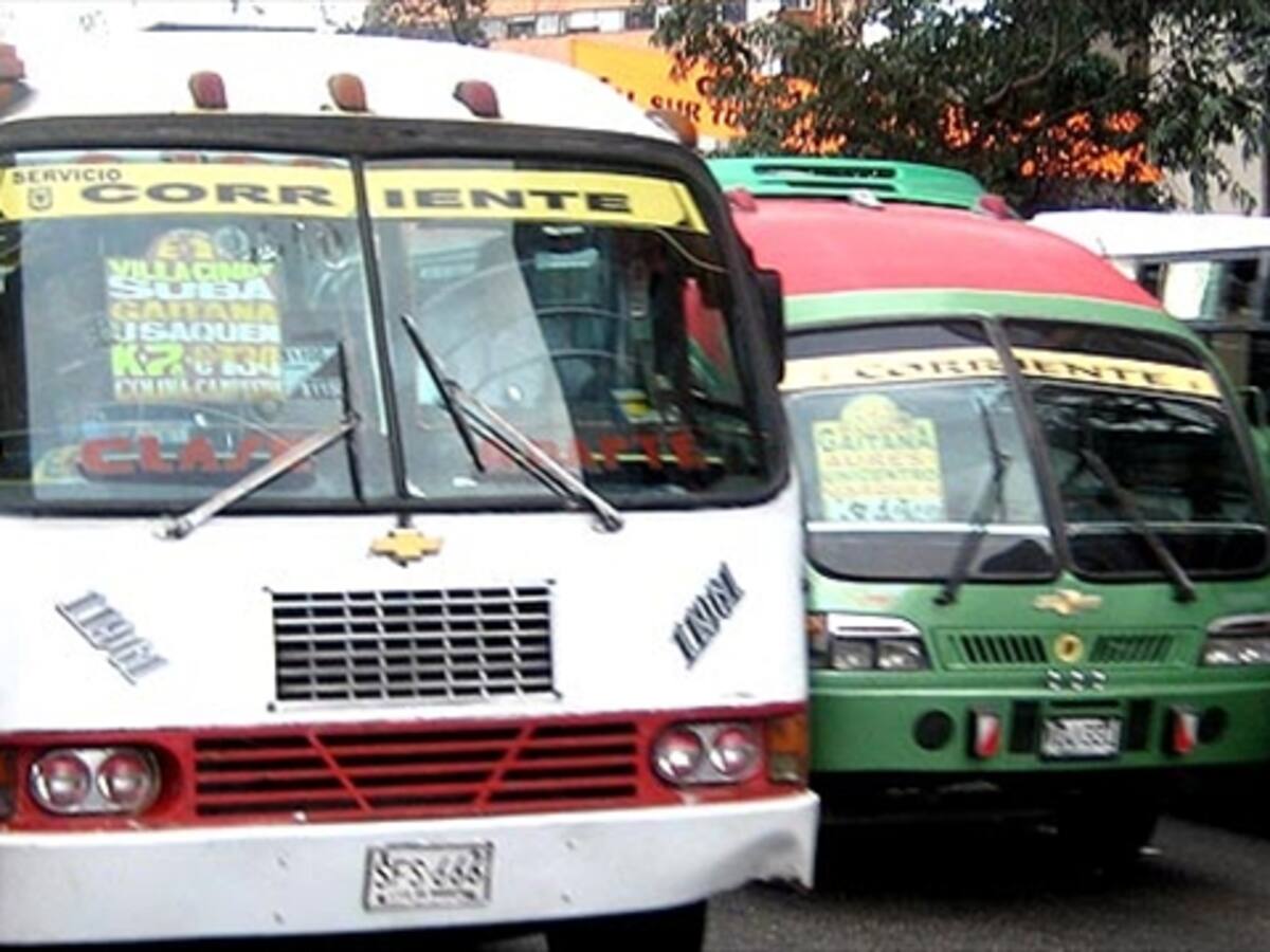 Hay incertidumbre en fecha de salida de buses tradicionales de la Séptima