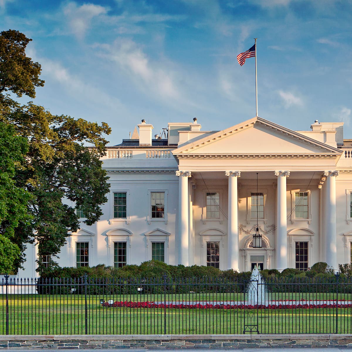 Alerta en la Casa Blanca: investigan disparos cerca de la residencia presidencial