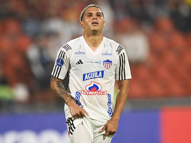 Junior's midfielder Juan Quintero reacts after shooting during the Copa Sudamericana first stage football match between Colombia's Deportes Tolima and Colombia's Junior, at the Manuel Murillo Toro stadium, in Ibague, Colombia, on March 9, 2023. (Photo by Raul ARBOLEDA / AFP) (Photo by RAUL ARBOLEDA/AFP via Getty Images)