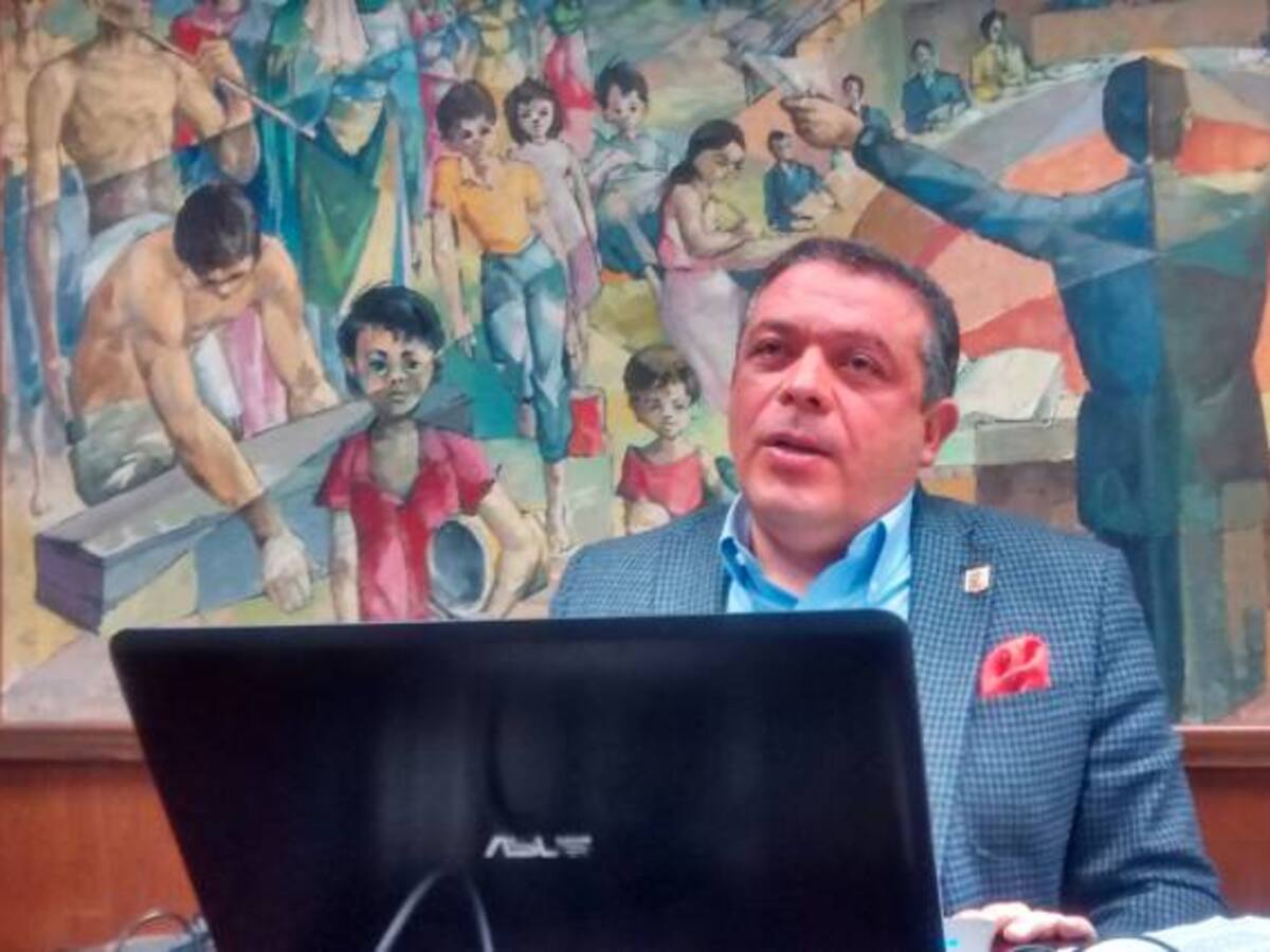 Continúa polémica por concurso en la curaduría primera de Medellín