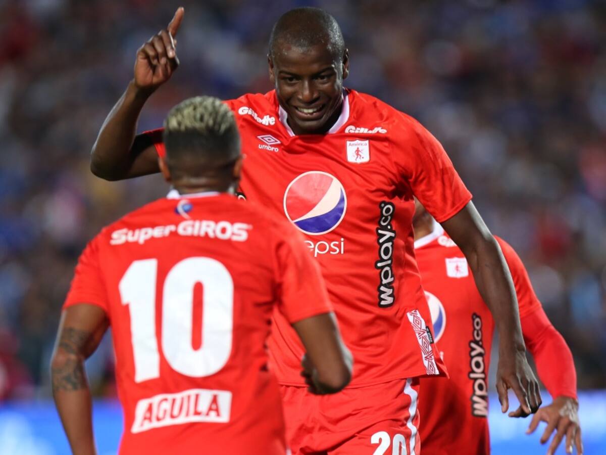 Adrian Ramos: “Me preparé en Europa para volver a ser el 9 del América”