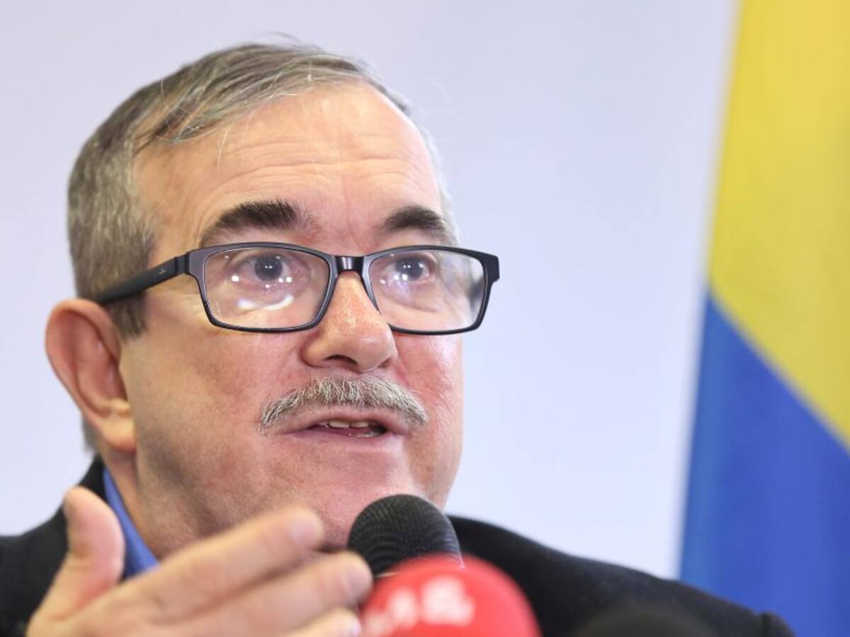 Comunes niega que pactaran entregar información de bandas narcotraficantes