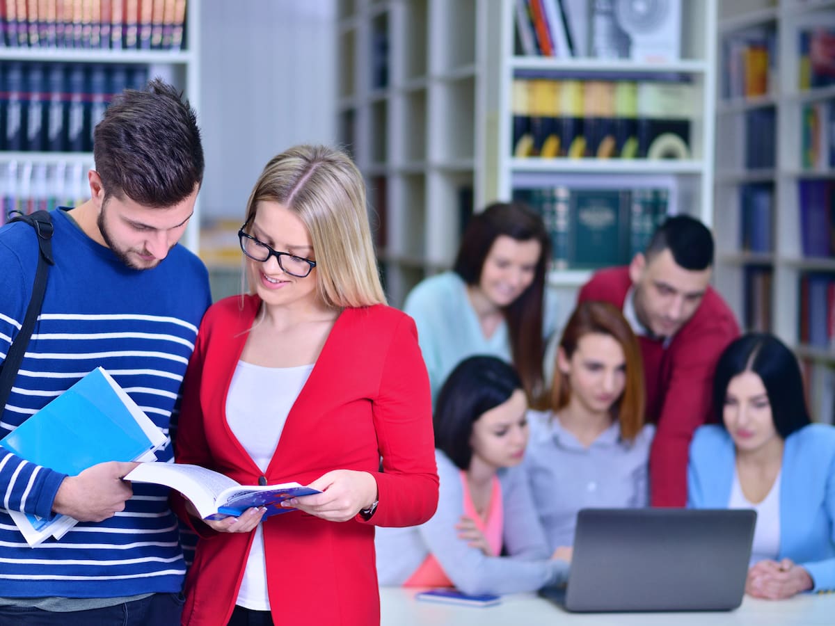 Las mejores carreras para estudiar en Colombia en 2025: opciones con alta demanda laboral