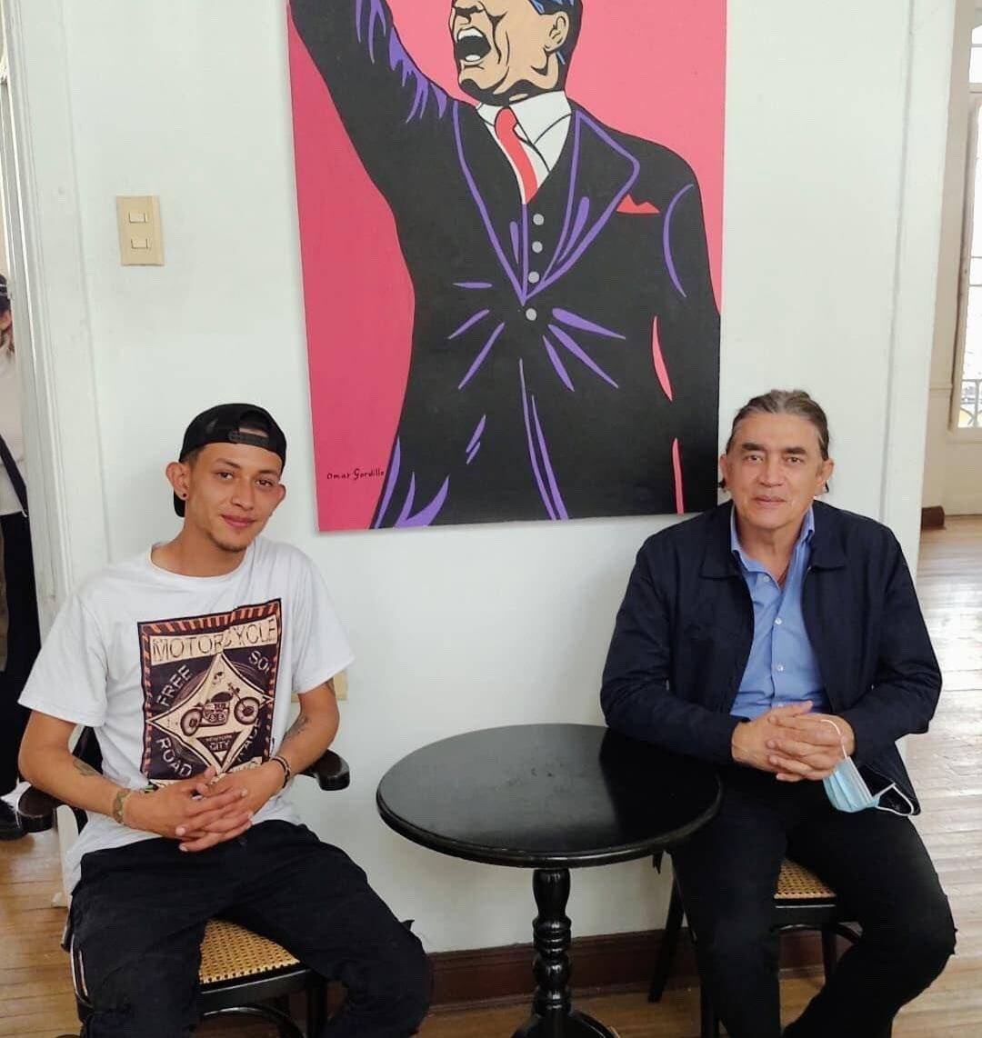 Gustavo Bolívar en compañía de David Fernández Soler. Twitter Gustavo Bolívar.