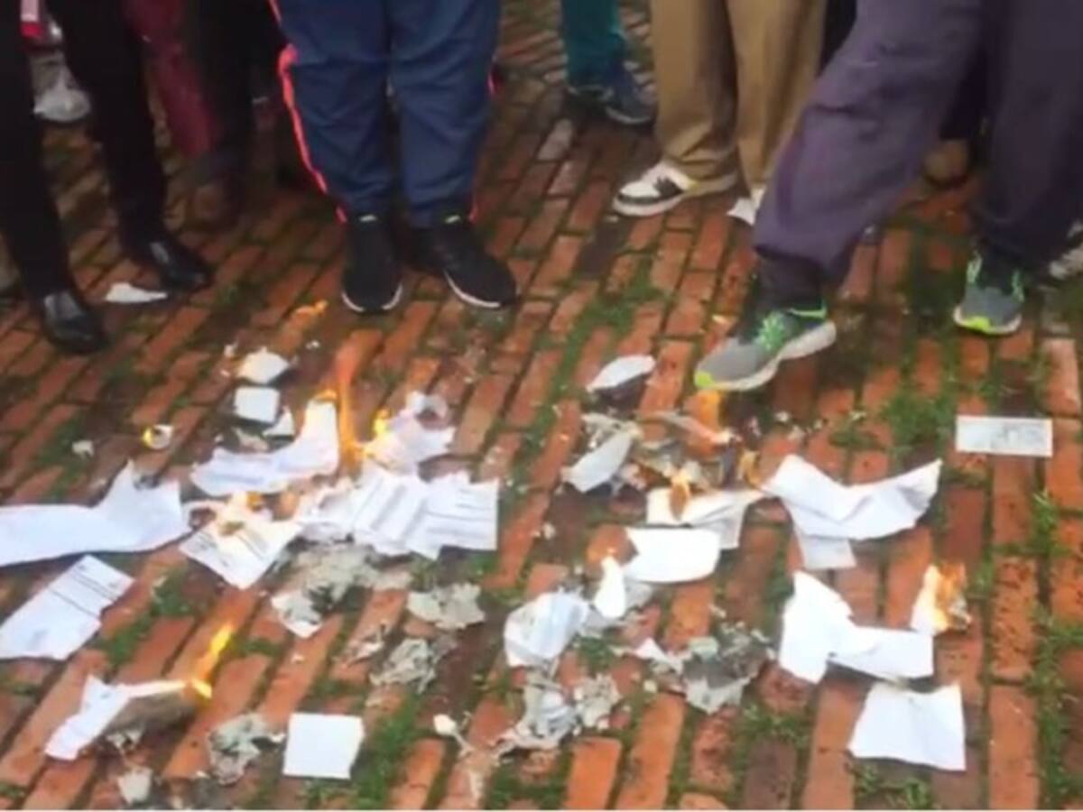 Caracol Radio escucha a los oyentes: quejas por el predial