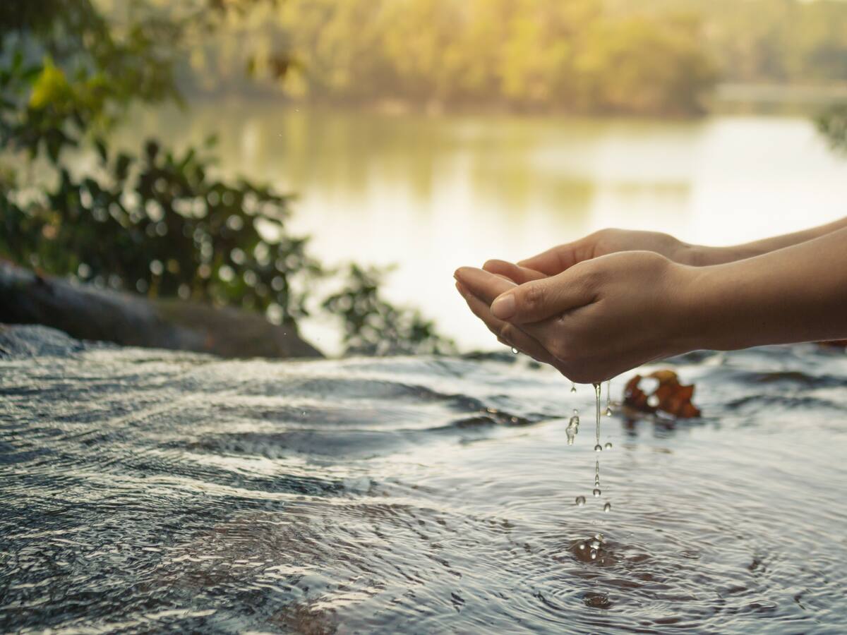 Oraciones poderosas para llamar la lluvia y ‘acabar’ con el racionamiento de agua