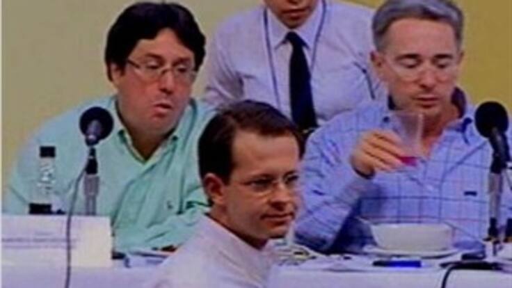 Revuelo político por participación del ex ministro Arias en el Consejo Comunal