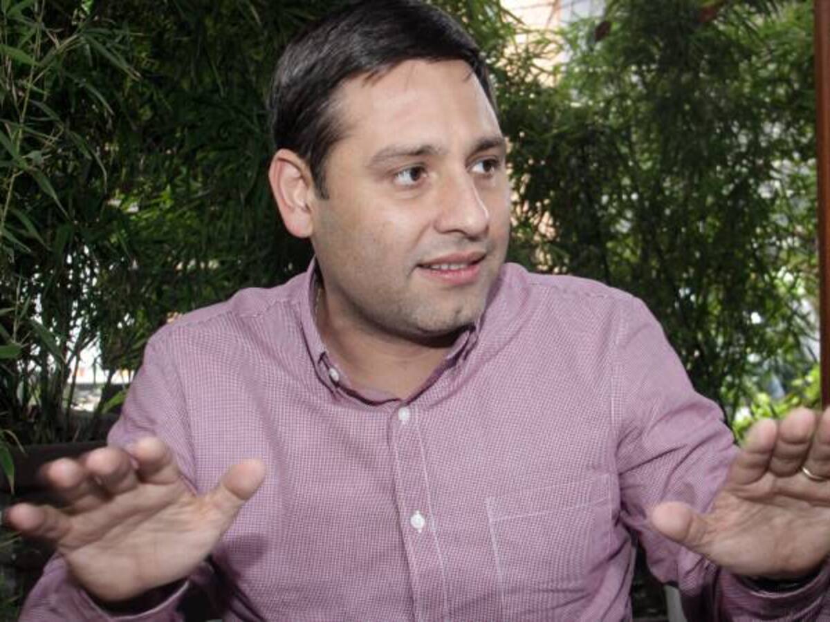 Ley de amnistía, primer proyecto que llegará al Congreso: Mauricio Lizcano