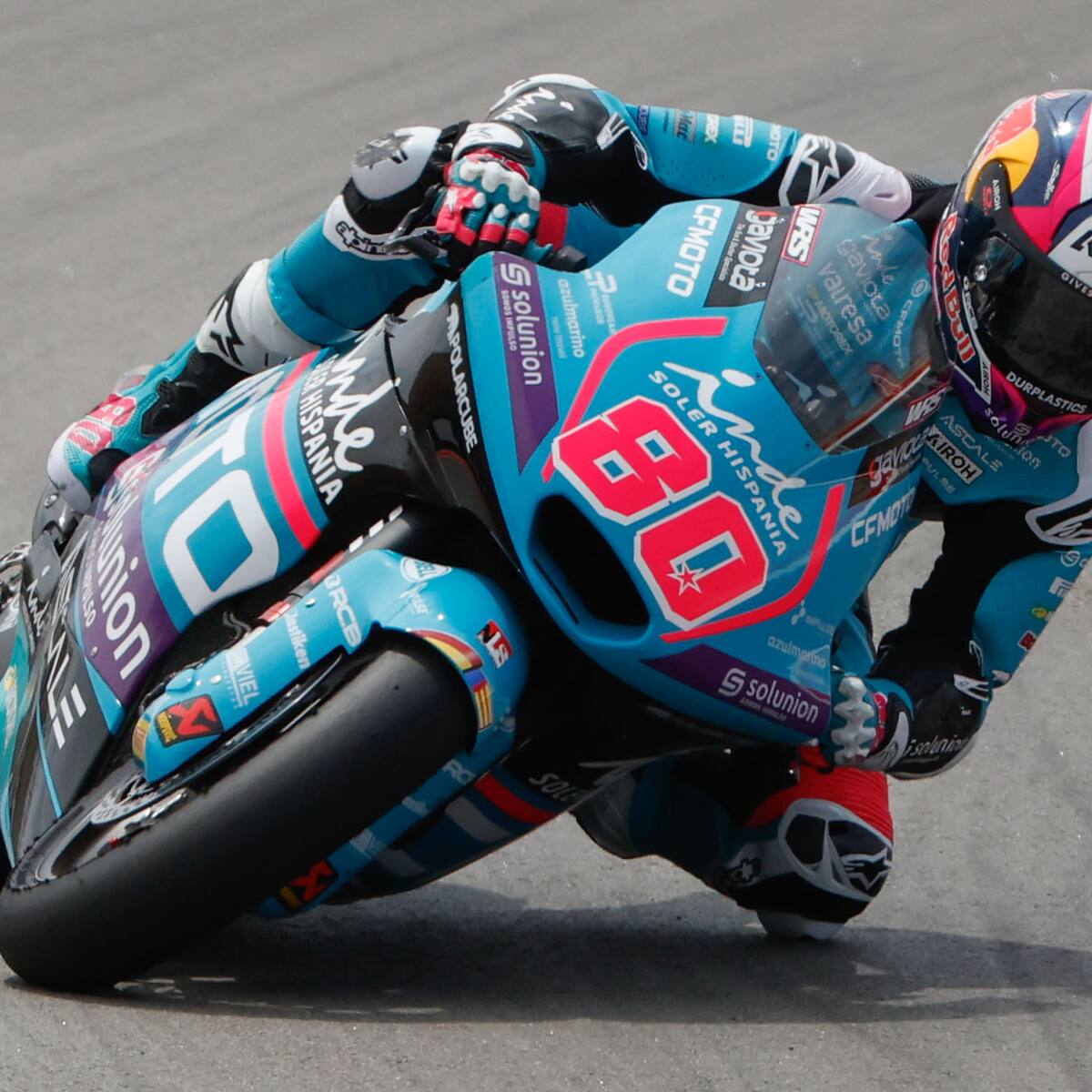 David Alonso logra una espectacular remontada en el GP de Chequia: Así quedó en el mundial de Moto2