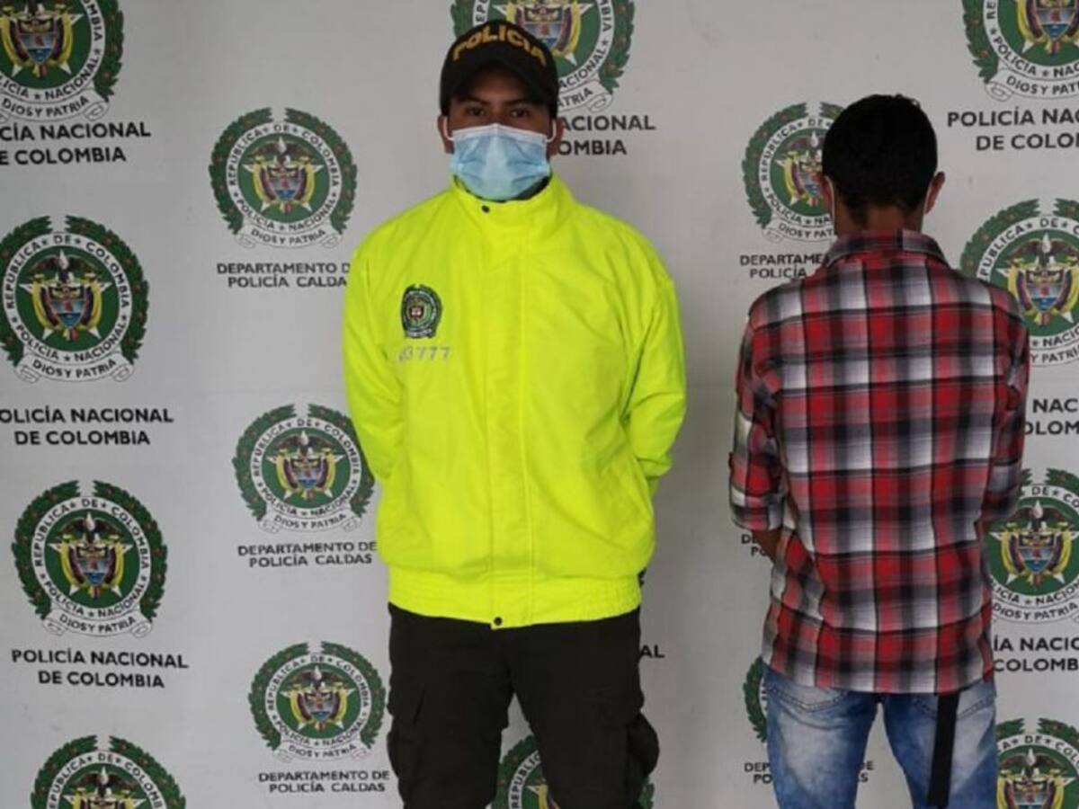 Detenido en Chinchiná por ofrecerle dinero a Policías