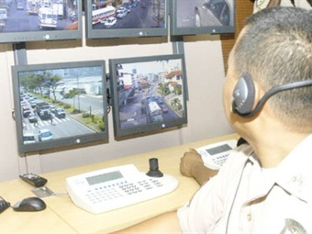 Declaran desierta cuestionada licitación de cámaras de seguridad en Bogotá