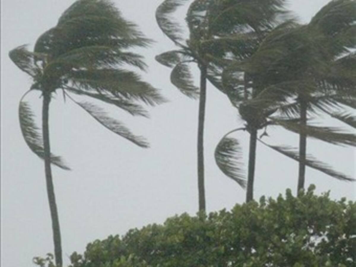 Se forma la tormenta tropical 'Rina' frente a la costa de Honduras