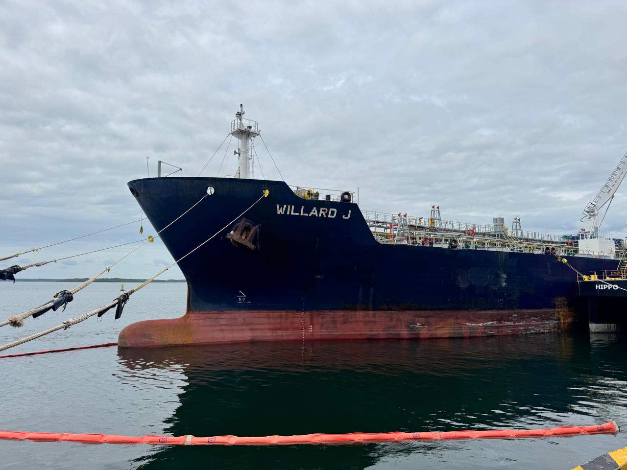 Empieza nueva ruta marítima de combustibles en Colombia.