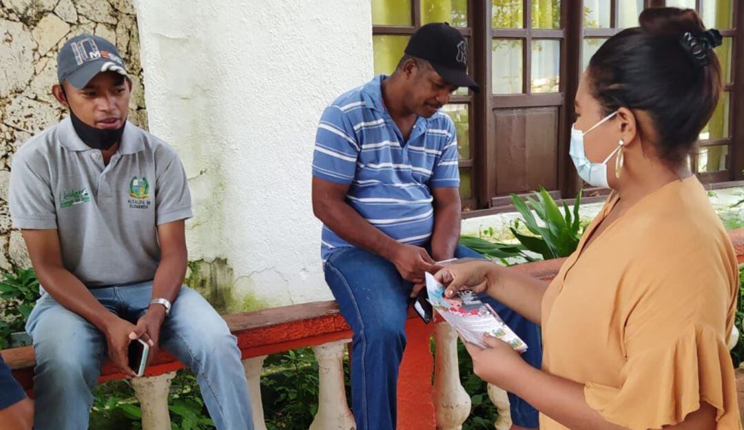 Además, se restringió el ingreso a bares a quien no presente carnet de vacunación contra COVID-19