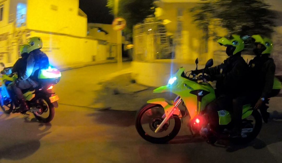 La Policía ofreció hasta 10 millones de pesos para quien dé detalles sobre el paradero de los dos responsables del homicidio