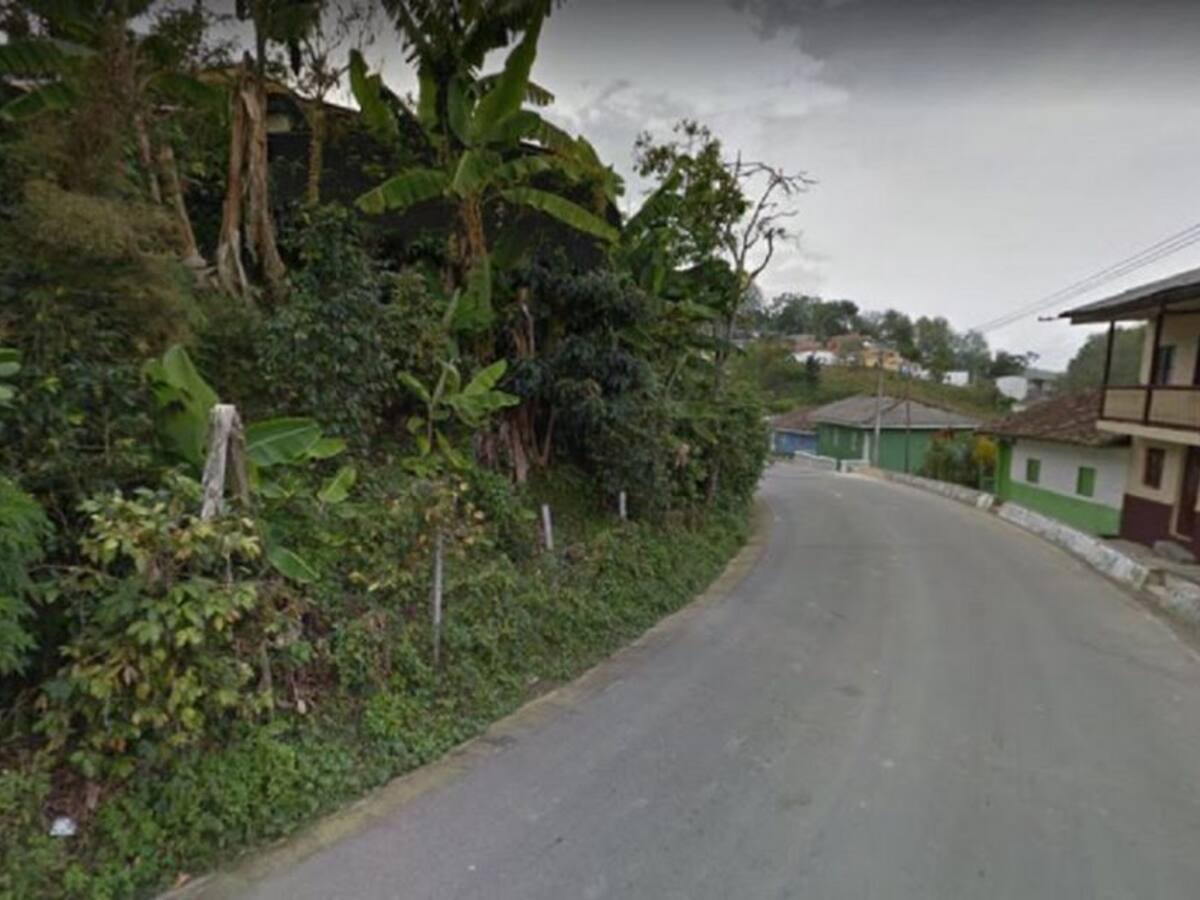 Programan cierre total de la vía entre Salamina y La Merced