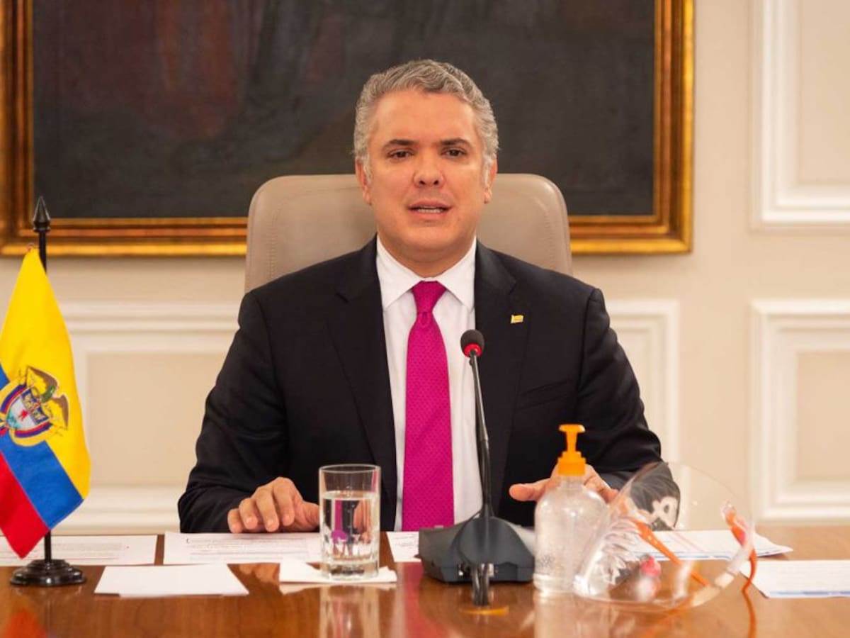 “No toleraré a quienes deshonren el uniforme”: Duque sobre militares