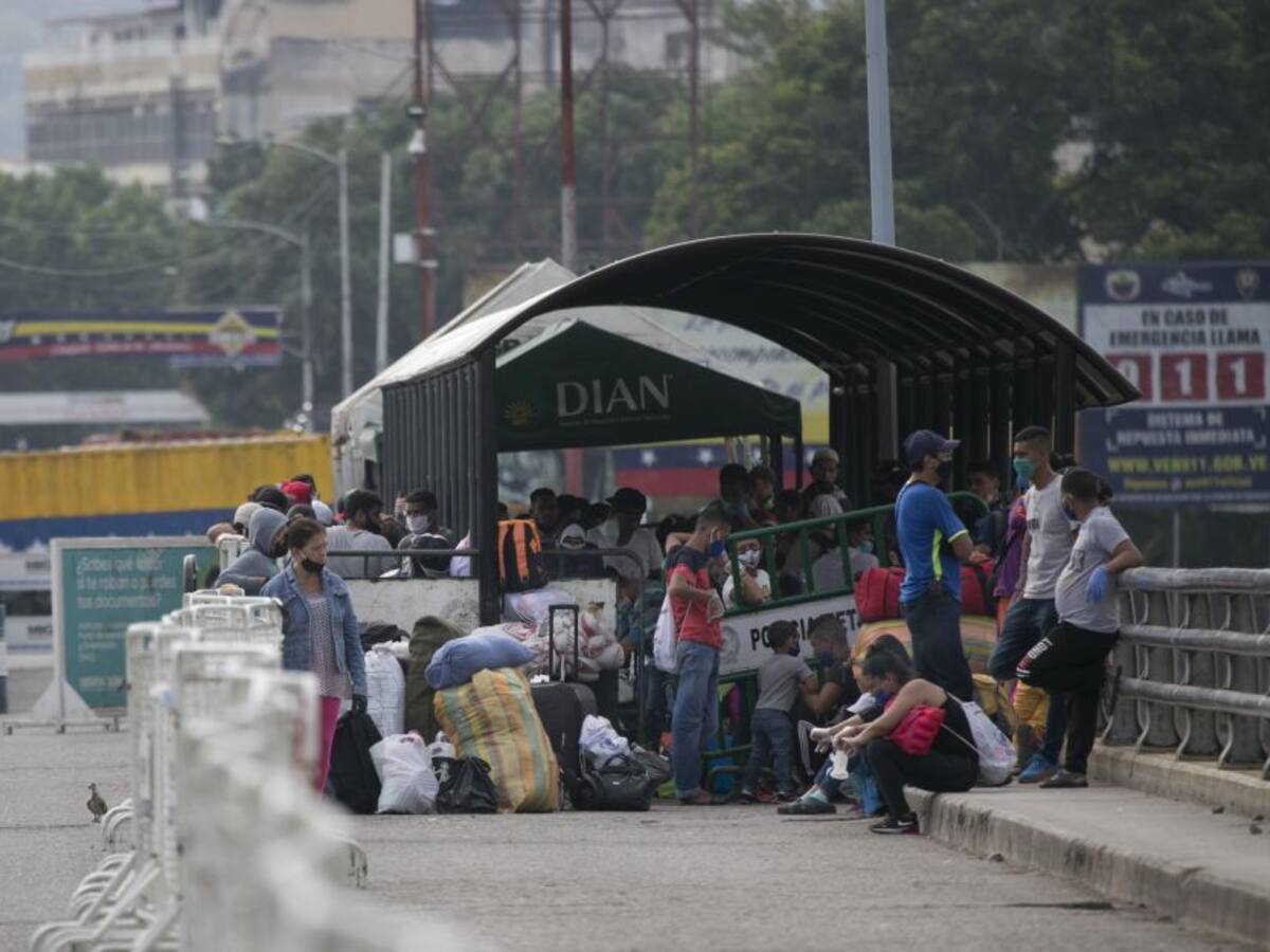 Expectativa de venezolanos por eventual reapertura de fronteras