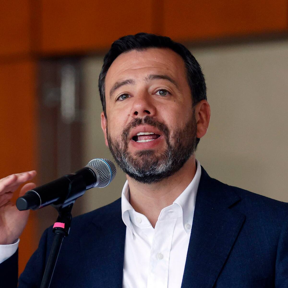 Anuncian sanciones a quienes consuman más del límite permitido de agua en Bogotá