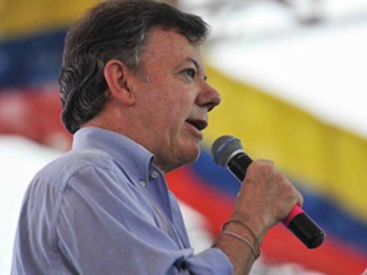 Santos destacó ofrecimiento de Noruega para mediar en diálogos de paz con Eln