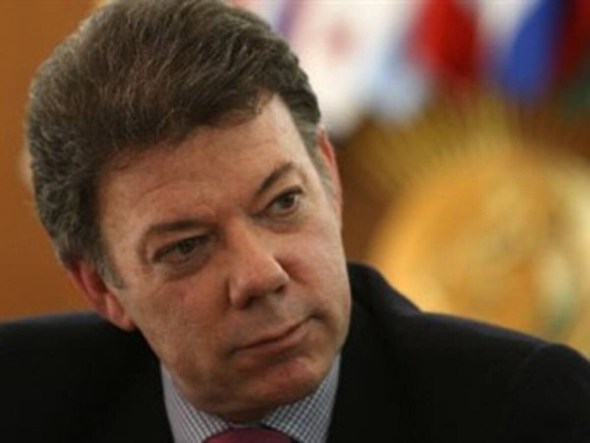 Santos: circula una versión según la cual Ferrostaal habría reportado falsos sobornos a empresas colombianas