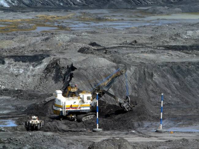 Bajo precio del carbón impide acuerdo laboral entre Cerrejón y Sintracarbón