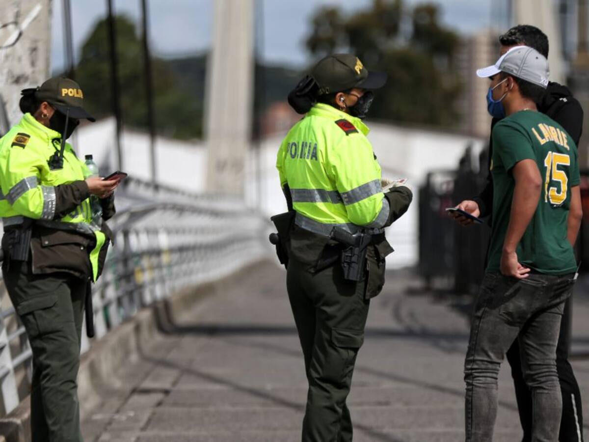 ¿Cómo aliviar el 'malestar' generado por las multas durante la cuarentena?