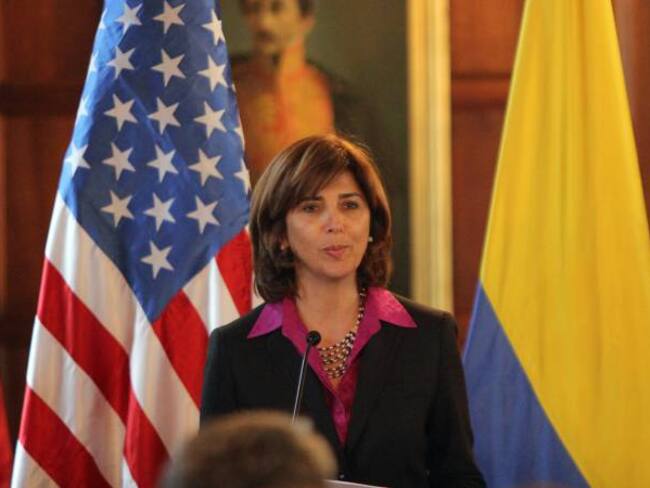 María Ángela Holguín, pidió la conformación de la Misión Especial de verificación antes de la firma de la paz.