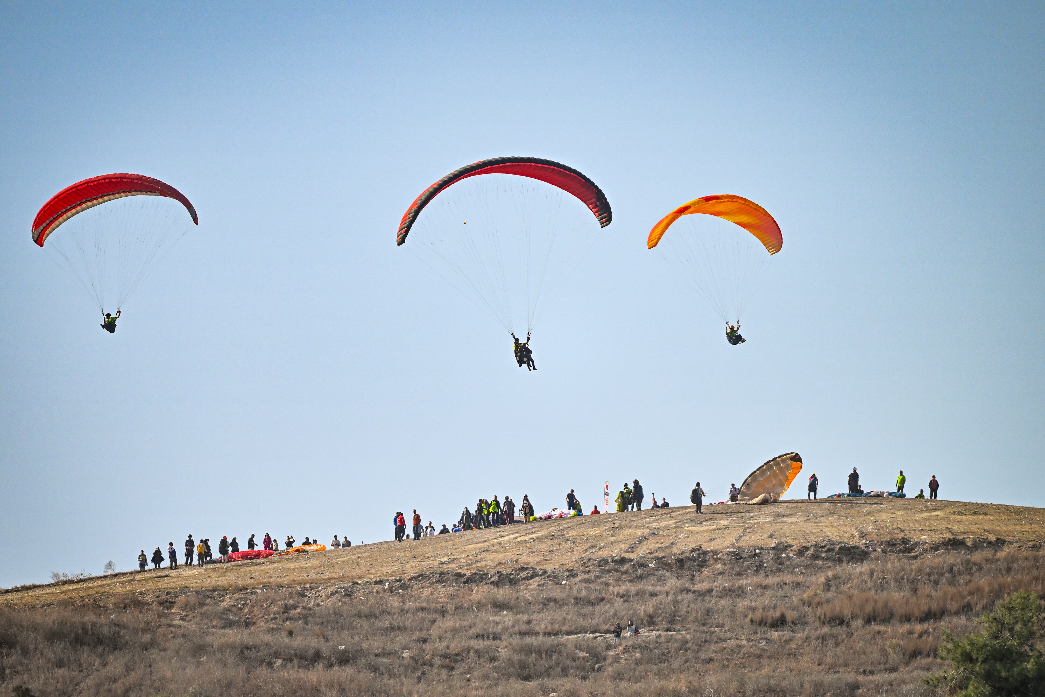 Paracaidismo (Photo by Eren Bozkurt/Anadolu via Getty Images)