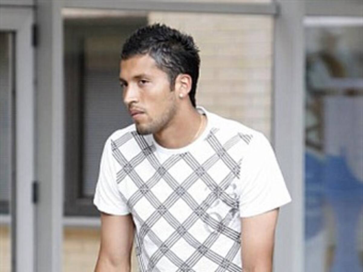 Garay sufre luxación de rodilla 'sin afectación estructuras adyacentes'