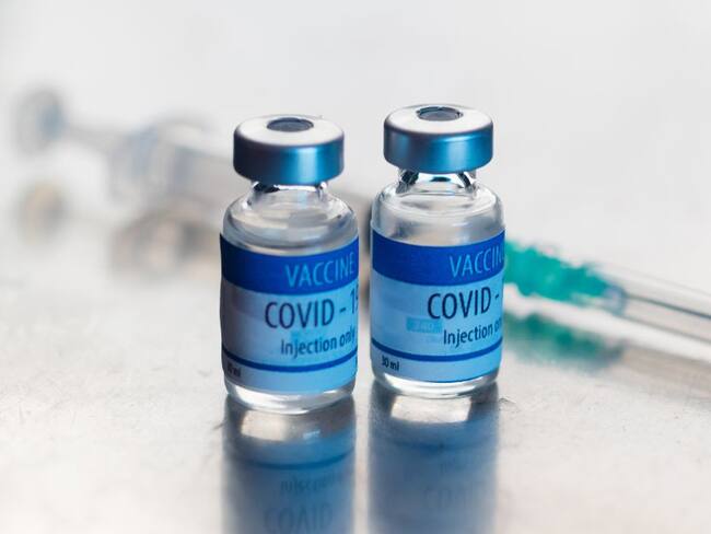 Colombia tendría su propia vacuna universal contra la COVID-19 en 2023