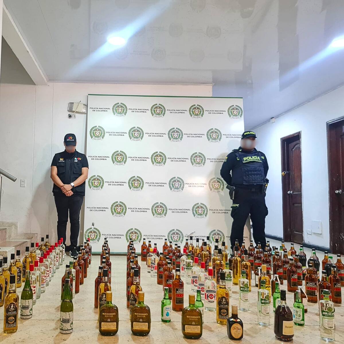 Más de 150 botellas de licor ilegales aprehendidas en Cartagena