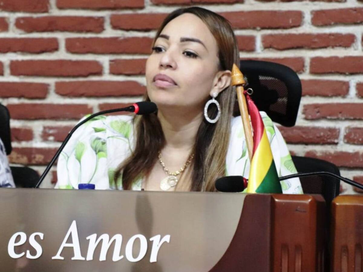 Gloria Estrada denunciará a alcalde Dau por presuntas amenazas y calumnias