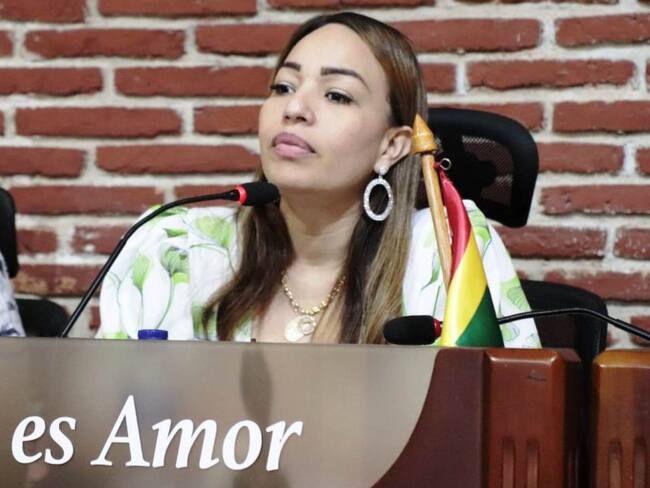 Gloria Estrada denunciará a alcalde Dau por presuntas amenazas y calumnias