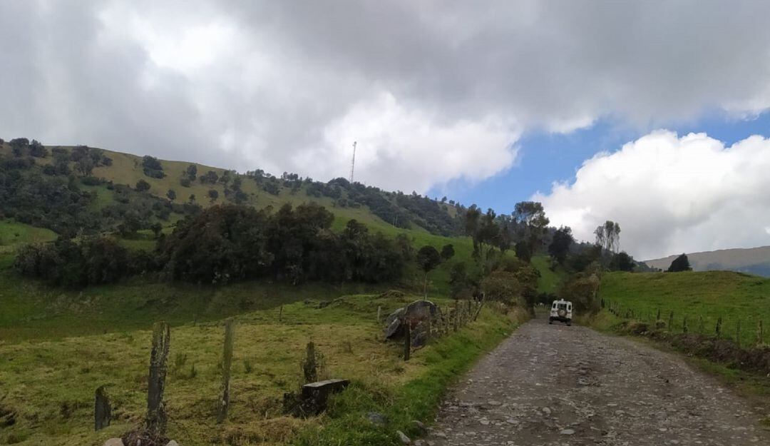 Este es el estado de la vía que une a Murillo con Brisas. 