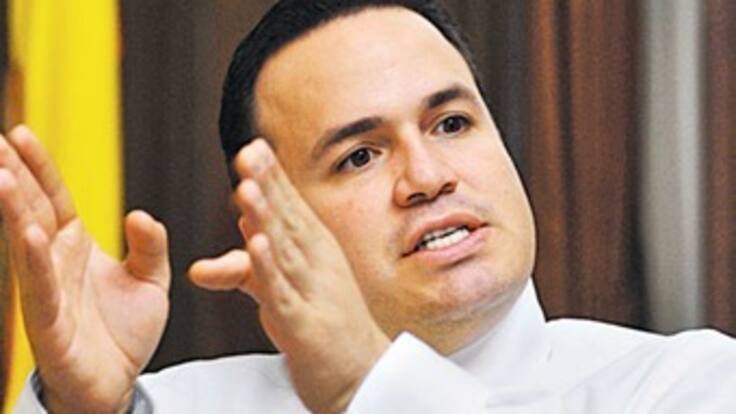 Preocupación en el gobierno por medidas venezolanas sobre almacenes Éxito y el Bolívar