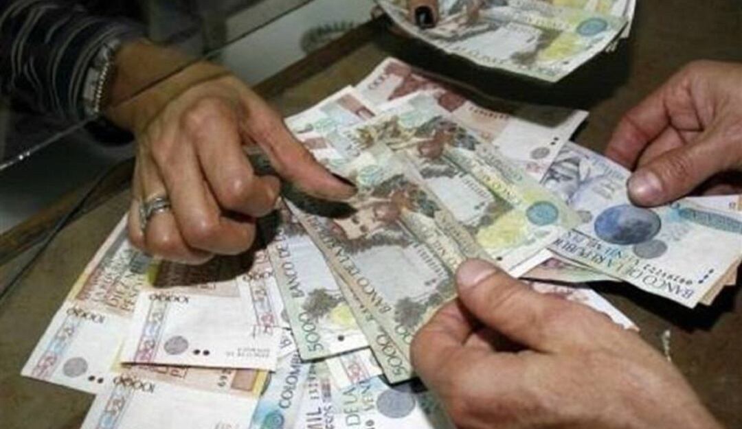 dinero.
