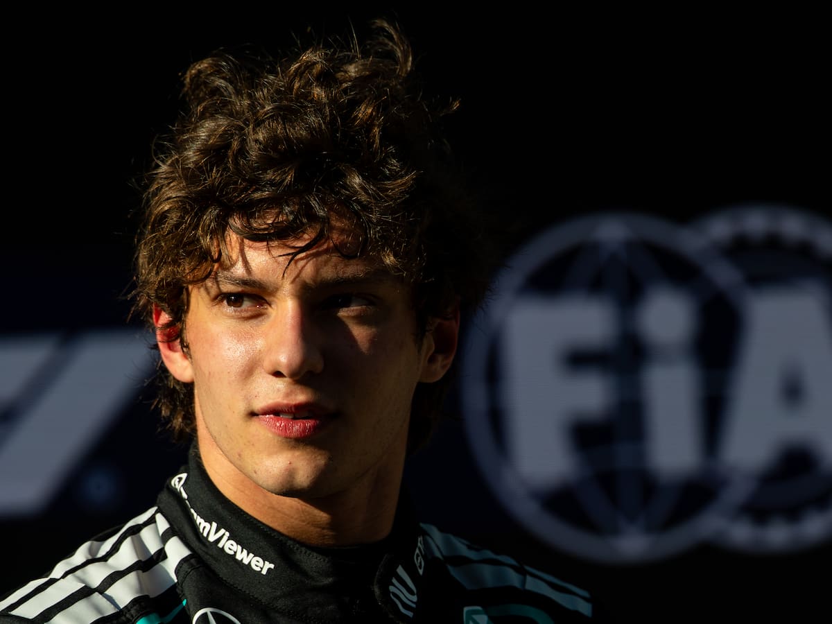 Antonelli se convierte en el piloto más joven en ganar la pole: parrilla da salida en el GP de China