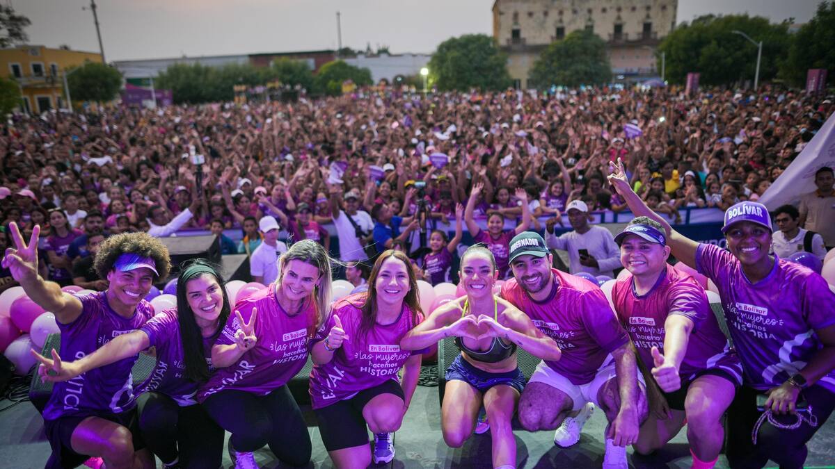 “Rumba a la Plaza” con más de 5.000 mujeres en El Carmen de Bolívar