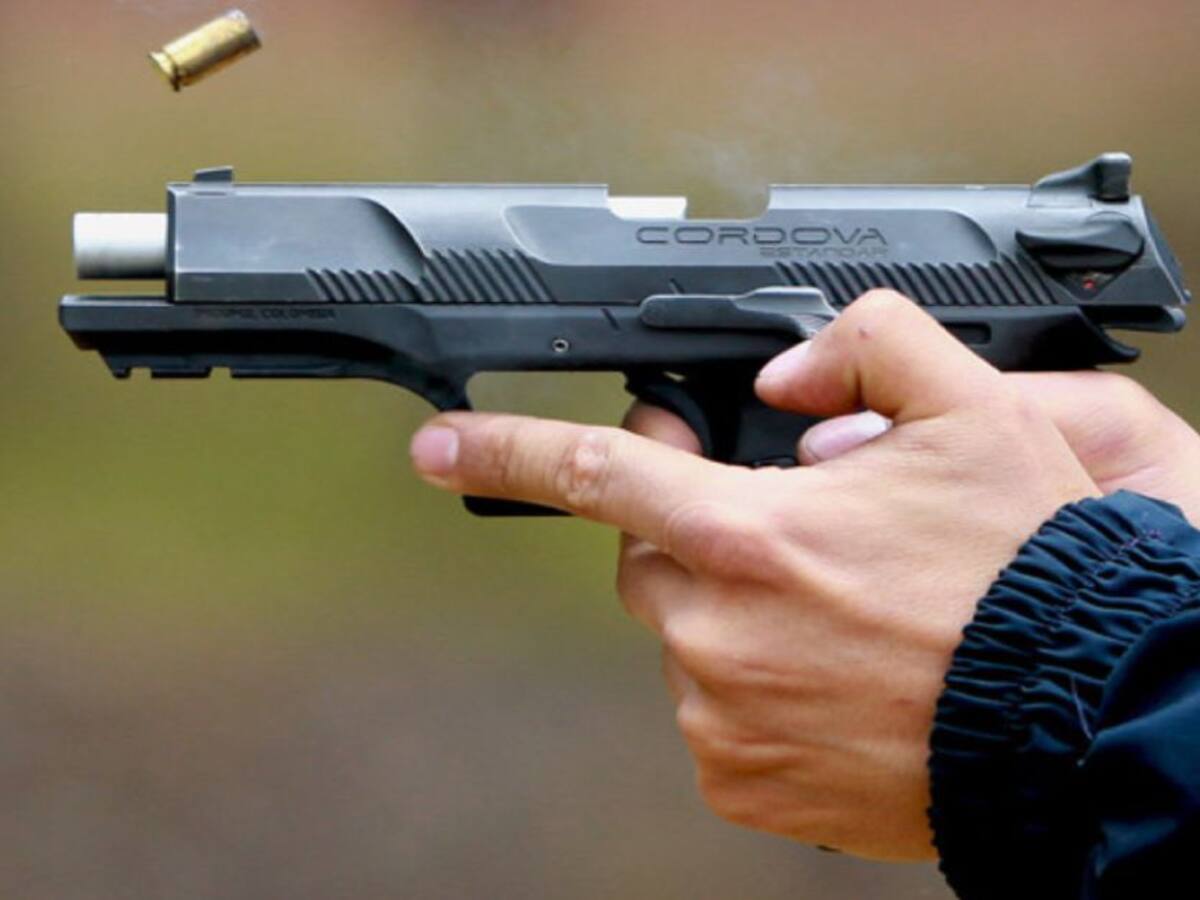 Denuncian a uniformado vestido de civil que habría disparado en protestas