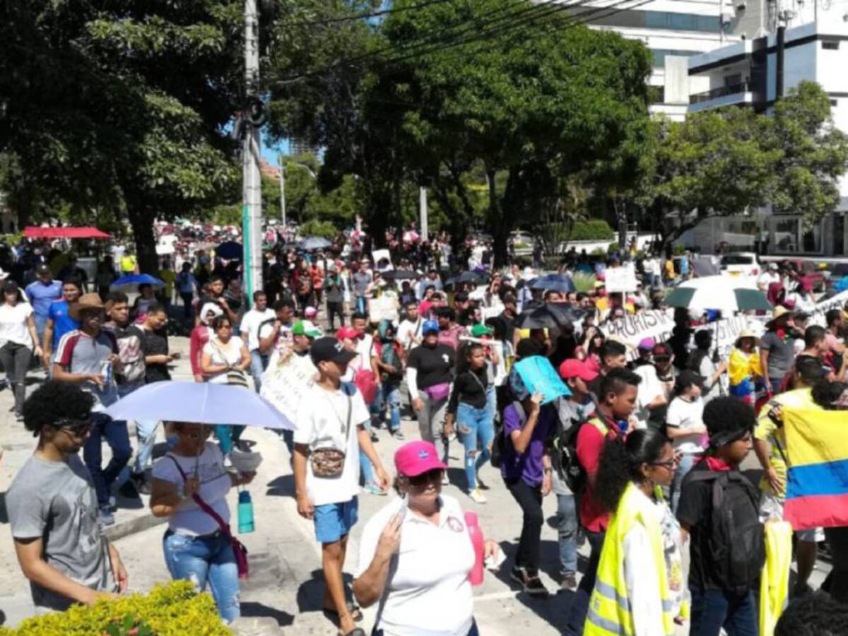 Denuncian que infiltrados en marchas de Barranquilla portarían armas