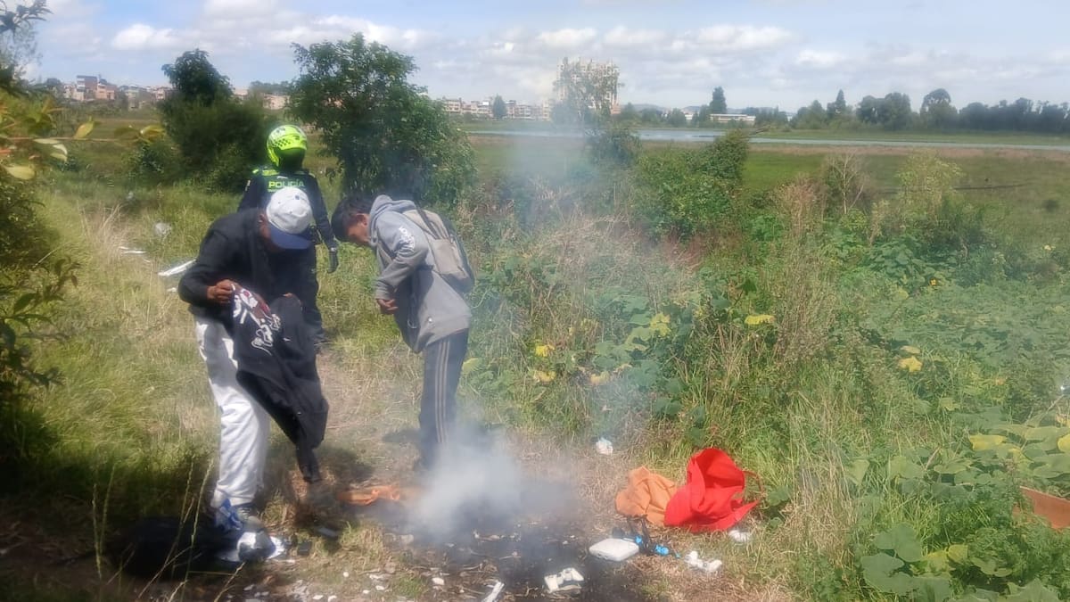 Capturan en flagrancia a dos personas que intentaban provocar incendio en el Humedal Jaboque