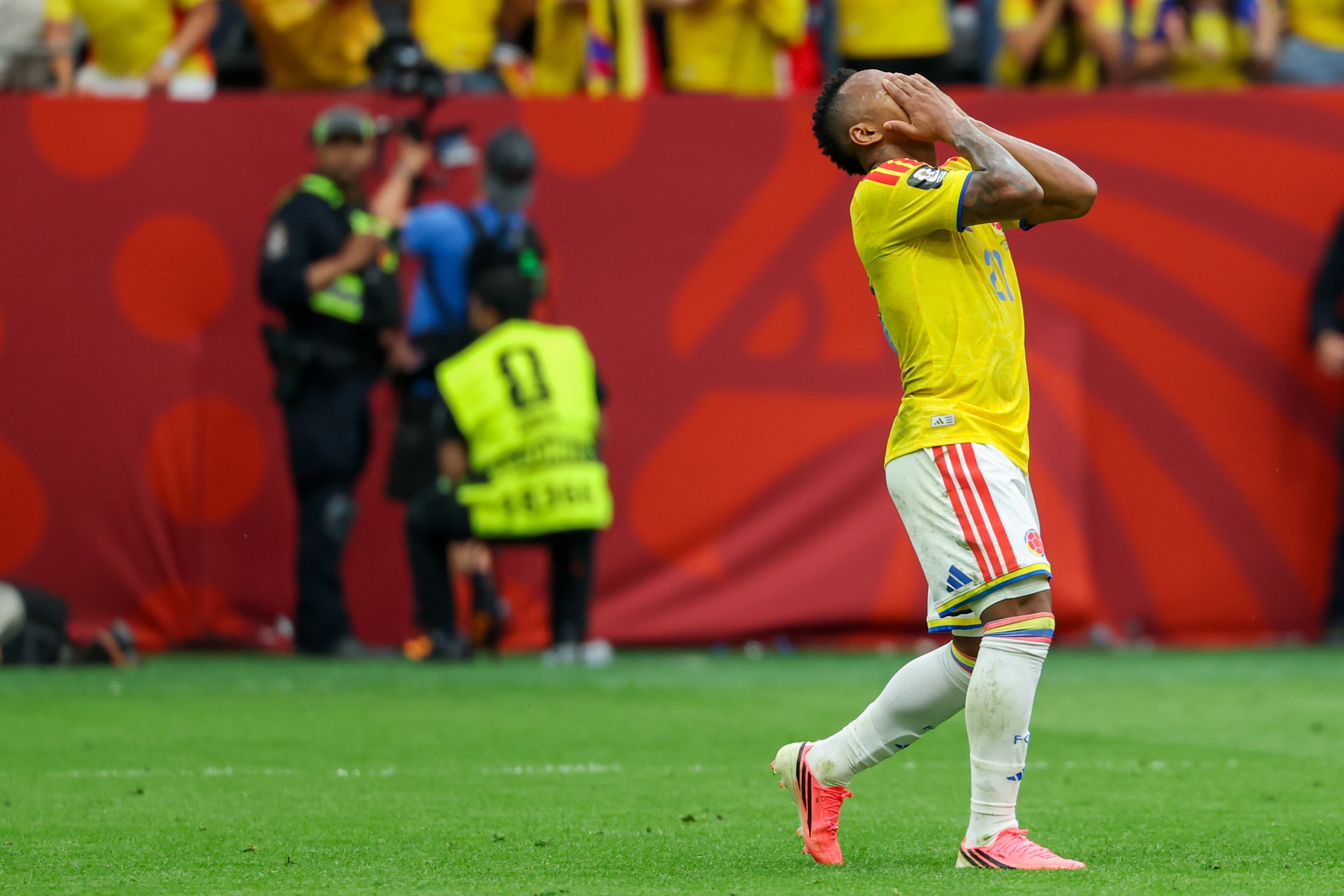 VANCOUVER, CANADA - JULY 07: Jaminton Campaz of Colombia in action during the FIFA World Cup 2026 Round of 16 match between Switzerland and Colombia at BC Place Vancouver on July 7, 2026 in Vancouver, British Columbia, Canada. (Photo by Xia Bohan/VCG via Getty Images)