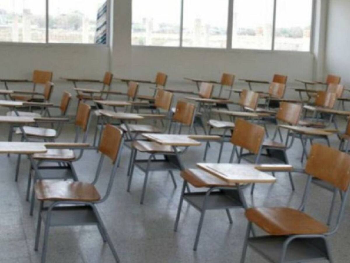 Colegios privados cierran sus puertas por crisis económica
