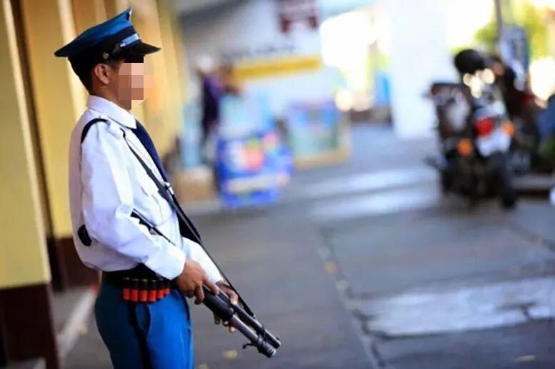 Empresa de vigilancia privada.