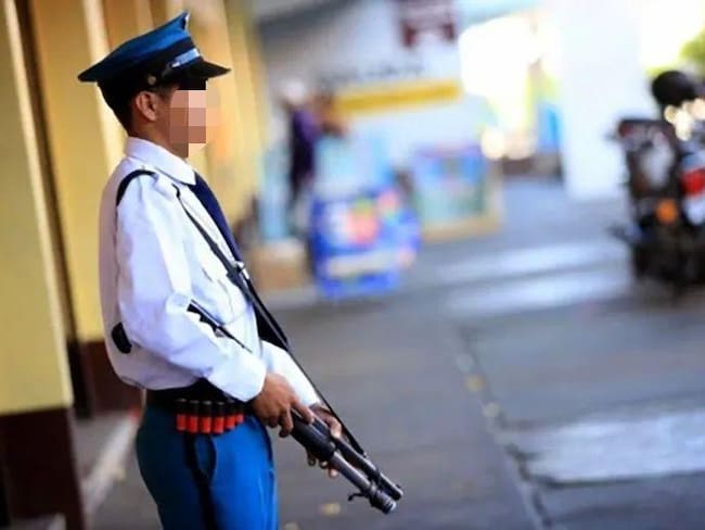 Empresa de vigilancia privada.