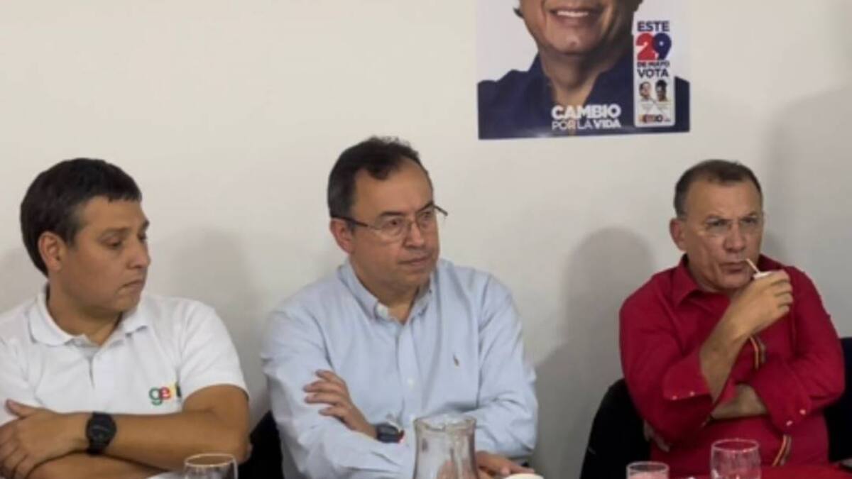 Jefe de Debate de Petro preocupado por el no ingreso de observadores internacionales