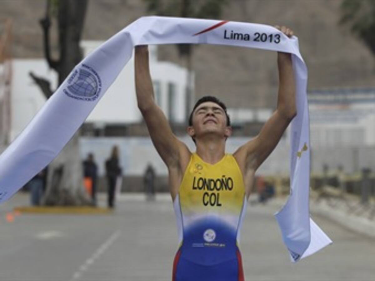 Eduardo Londoño ganó oro en triatlón de los Juegos Suramericanos juveniles