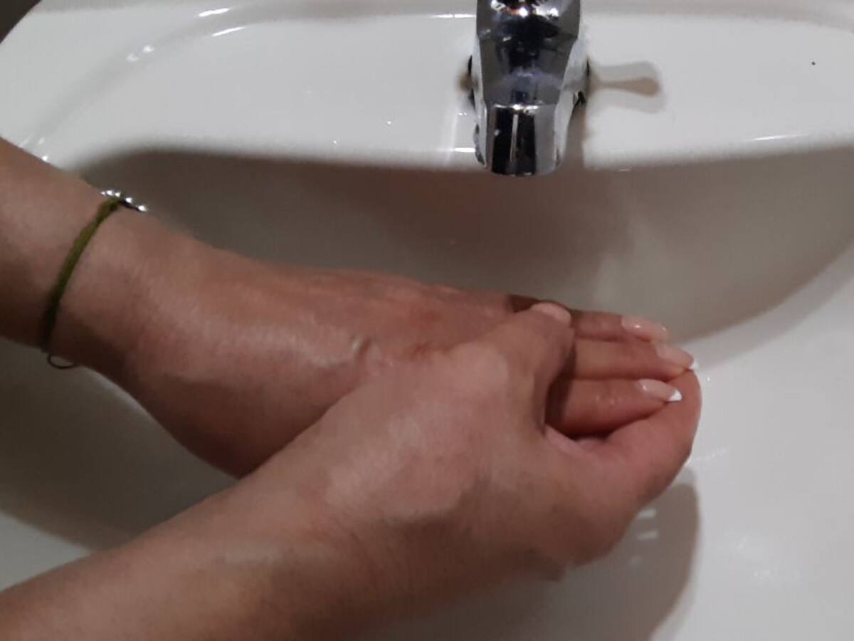 Durante emergencia de covid-19, cientos de personas están sin agua