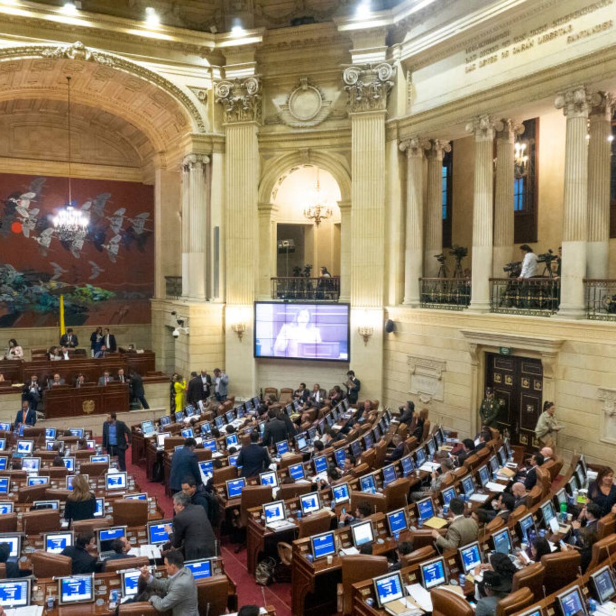 Polémica por minuto de silencio en Cámara por “bebés asesinados en aborto”: habla Congreso